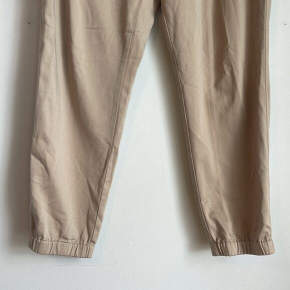 Banana Republic Traveler Relaxed Tapered Fit pull on jogger style pants sz L - Picture 3 of 8